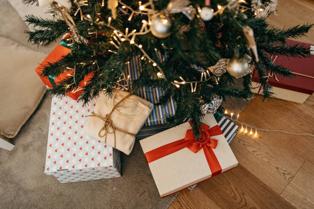 istock Christmas gifts 1333776886