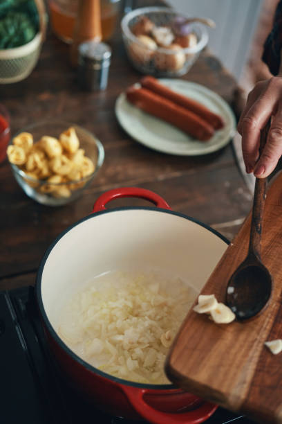 istock Preparing Tuscan Tortellini Soup in Domestic Kitchen 1333792072
