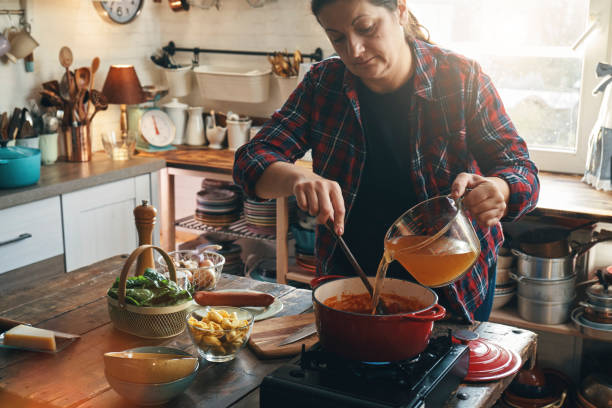 istock Preparing Tuscan Tortellini Soup in Domestic Kitchen 1333792167