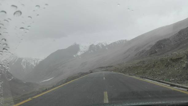istock Khunjerab Pass, Karakurum Highway Pakistan 1333816159