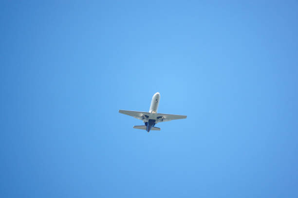 istock aircraft on approach has extended the landing gear 1333864721