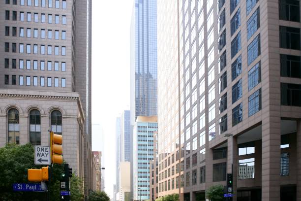 istock Dallas downtown city urban bulidings view 1333906821