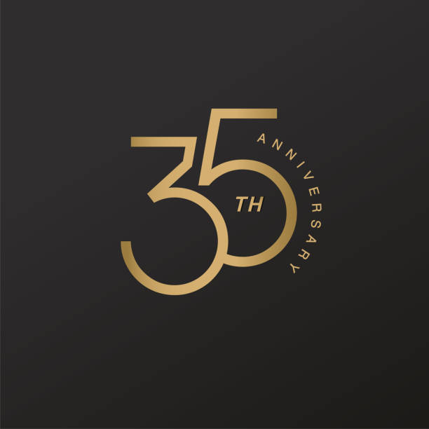 ilustrações, clipart, desenhos animados e ícones de logotipo de celebração do 35º aniversário com design dourado elegante - 35