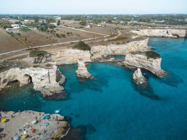I Faraglioni Di Sant&rsquo;andrea Pictures | Download Free Images on Unsplash