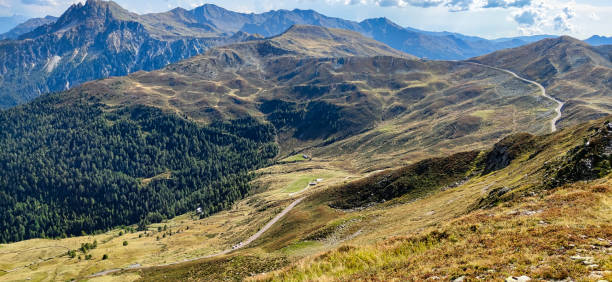 istock South Tyrolean Alps in autumn 1334104854