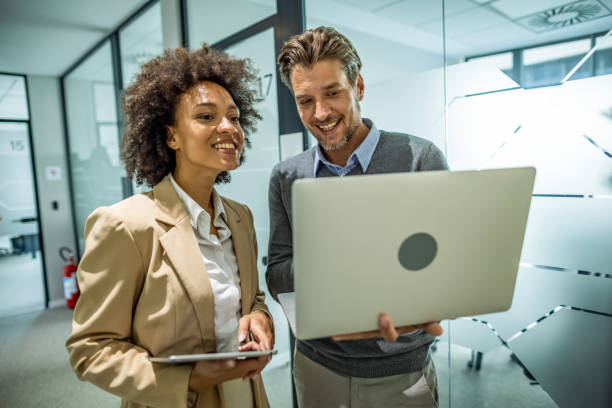 istock Colleagues having a discussion in an office 1334247509