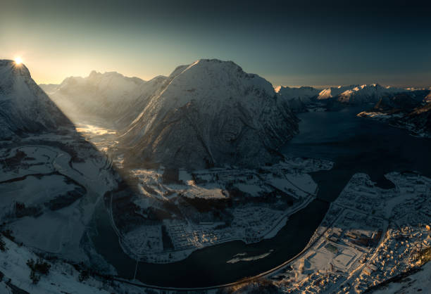 istock Romsdalseggen in winter 1334272410