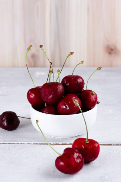 istock Buah cherry merah. Ripe red cherries 1334279105
