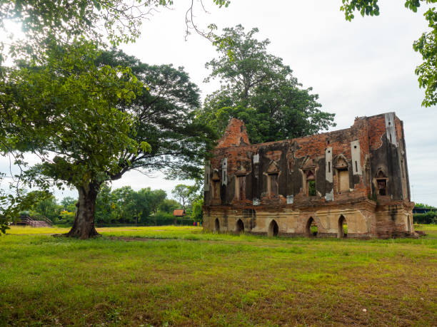 istock Phra Tamnak Kham Yad in Literature 1334304196