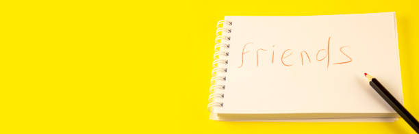 istock friendship, notepad with the inscription friends, Flat lay 1334336881