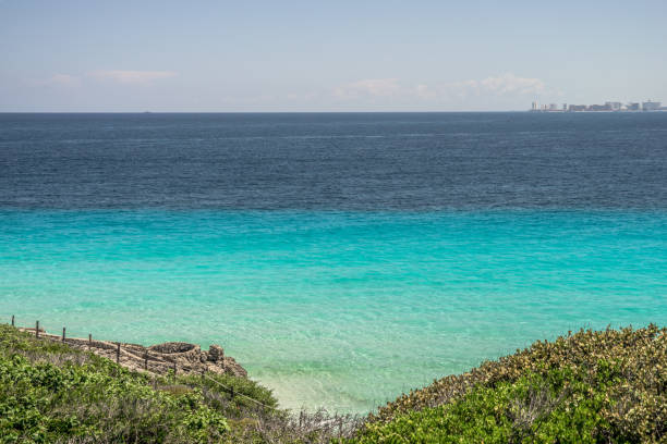 istock Ocean Color near Isla Mujeres 1334353446