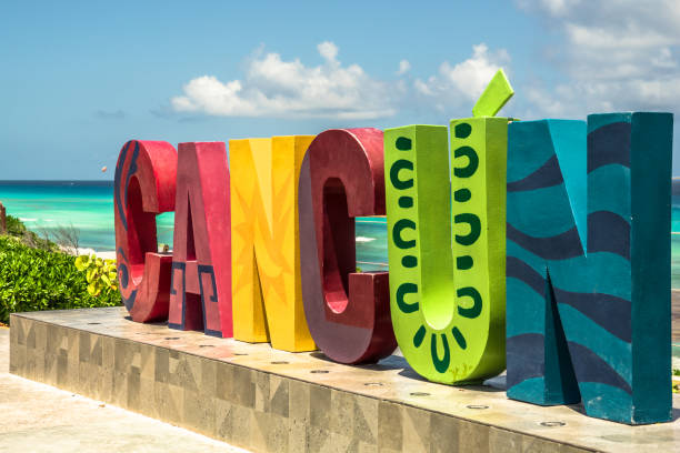 istock Cancun Sign at Playa Delfines 1334353541