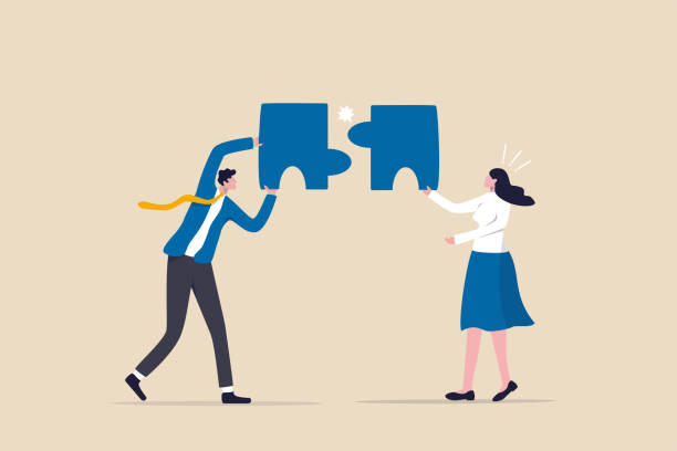 illustrations, cliparts, dessins animés et icônes de incompatibilité ou erreur, mauvaise décision d’affaires ou échec d’une solution incorrecte, mauvaise gestion ou concept de choix invalide, gens d’affaires confus mettant en place une inadéquation ou un mauvais puzzle. - discordance