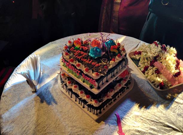 istock Wedding Double decker cake with frosting in heart shape 1334409071