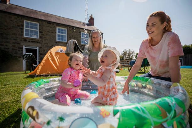 istock Splashing in the Paddling Pool 1334423906