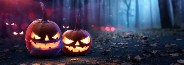 istock Jack O Lanterns Glowing In Fantasy Night 1334496305