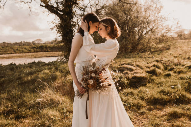 Same sex elopement wedding Lesbian couple elope in Wales UK with a humanist celebrant civil partnership stock pictures, royalty-free photos & images