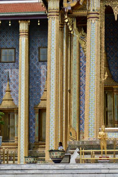istock Grand Palace Bangkok 1334552336