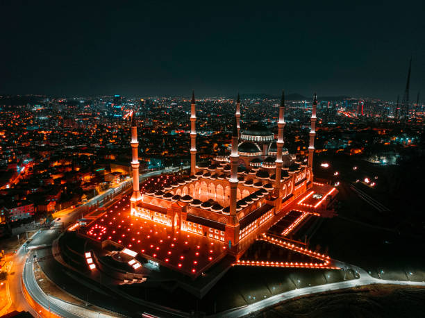 mezquita grande de çamlıca - la mezquita cathedral fotografías e imágenes de stock