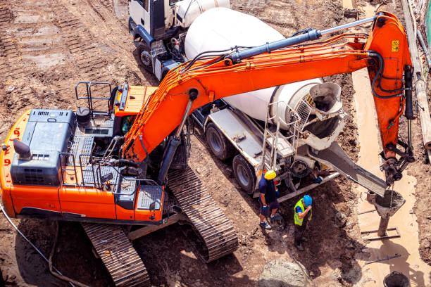 istock Pouring the building foundations with concrete 1334624682