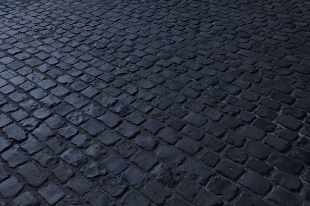 istock Night street in Cologne, Germany 1334632915