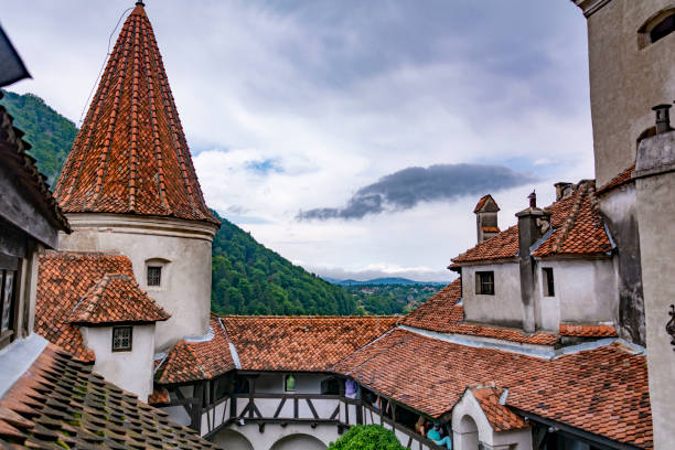 legendarny zamek dracula w bran, rumunia - vlad vi zdjęcia i obrazy z banku zdjęć