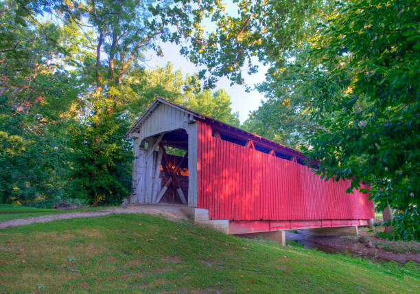 Covered Bridge over a small creek-Howard County, Indiana Covered Bridge over a small creek-Howard County, Indiana indiana covered bridge stock pictures, royalty-free photos & images