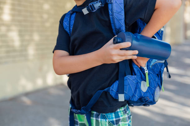 little schoolboy - little boys preschooler back to school backpack imagens e fotografias de stock