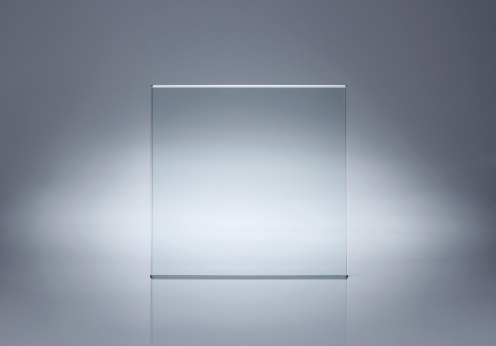 Blanco placa de vidrio con espacio de copia photo