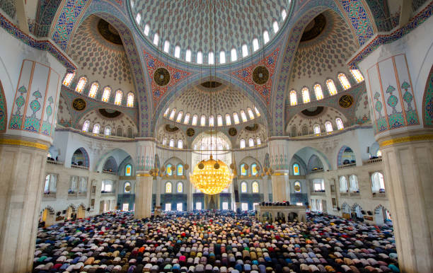 moschea, islam e culto musulmano, preghiera - cupola asia turkey istanbul foto e immagini stock