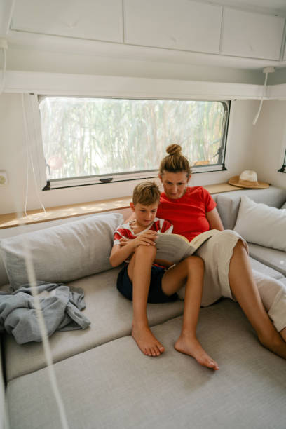 istock Mother roadschooling her son 1334782258
