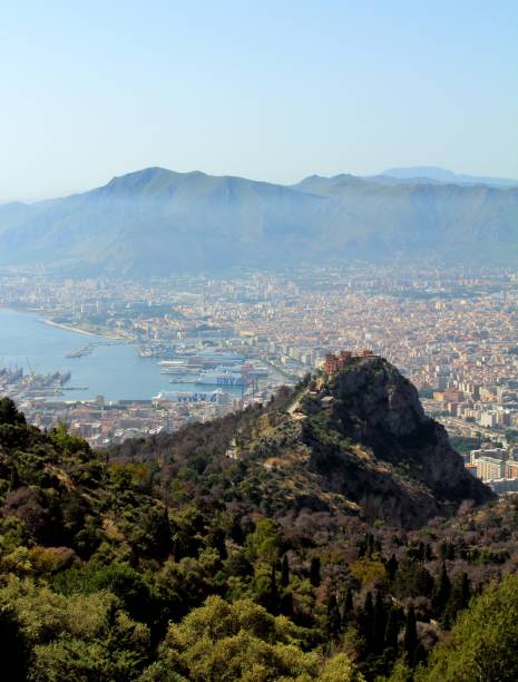 istock Palermo, Italy panoramic view of the city 1334807281