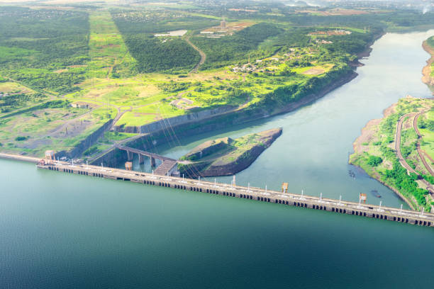 zapora wodna itaipu - itaipu dam zdjęcia i obrazy z banku zdjęć