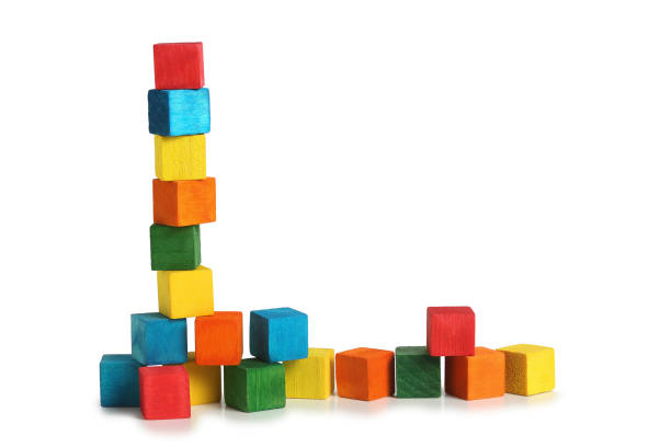 разноцветные деревянные кубики - wood toy block tower стоковые фото и изображения