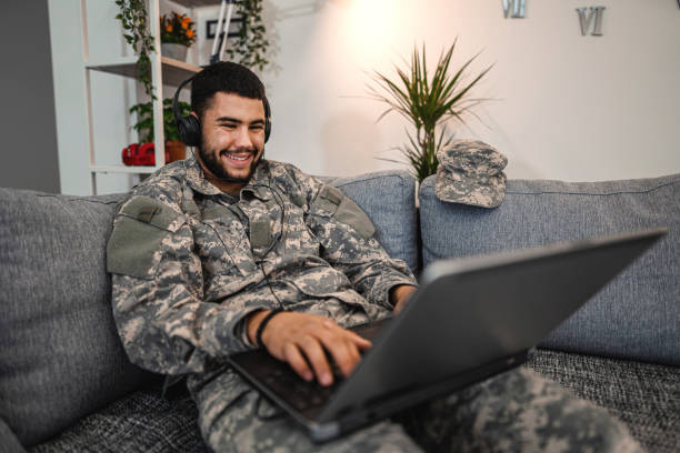 istock Soldier finally rests at his home 1334895046