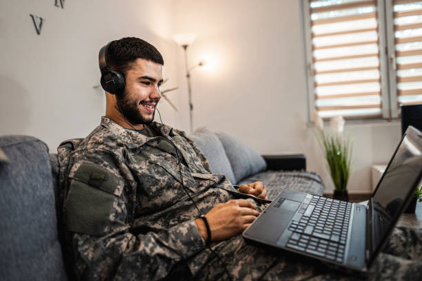 istock Soldier finally rests at his home 1334895047