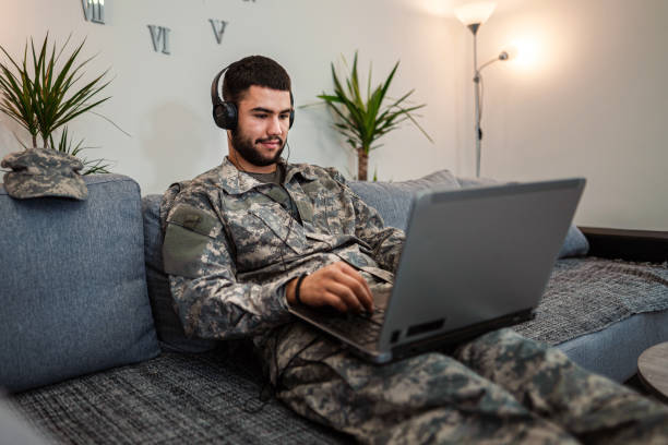 istock Soldier finally rests at his home 1334895067