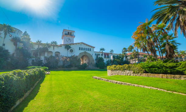 istock Blue sky over famous Santa Barbara Sunken Gardens 1334995272