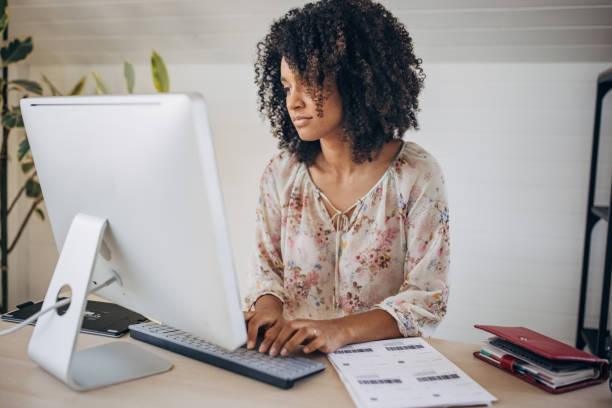 istock Businesswoman working in office 1335006222