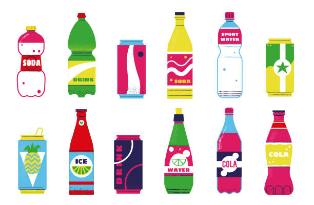 illustrations, cliparts, dessins animés et icônes de bouteilles de soda. cartoon boissons sucrées pétilles avec des saveurs de jus dans des récipients en verre et en plastique. canttes métalliques pour boissons gazeuses froides. produits de supermarché. ensemble d’emballages fermés vectoriels - cocktail nobody close up fruit