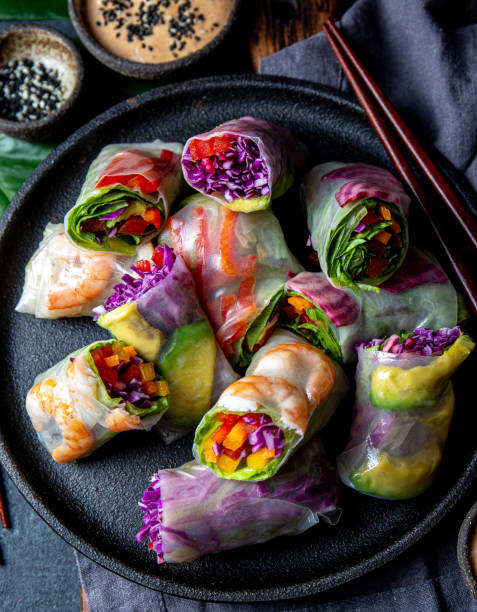 istock Delicious vietnamese spring roll with vegetable and shrimps 1335081657