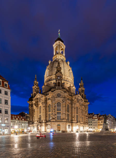 istock Frauenkirche in Dresden on Neumarkt 1335120311