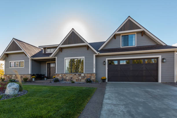 istock Bright new home on a sunny new day 1335165008