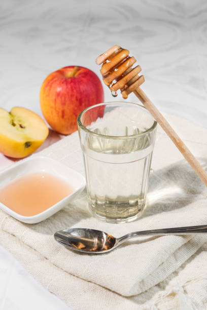istock Apple cider vinegar with honey and water 1335184329