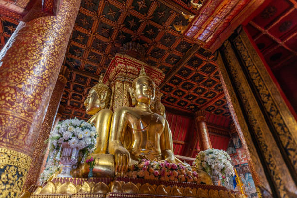 wat phumin, świątynia w prowincji nan w tajlandii - wat phumin zdjęcia i obrazy z banku zdjęć