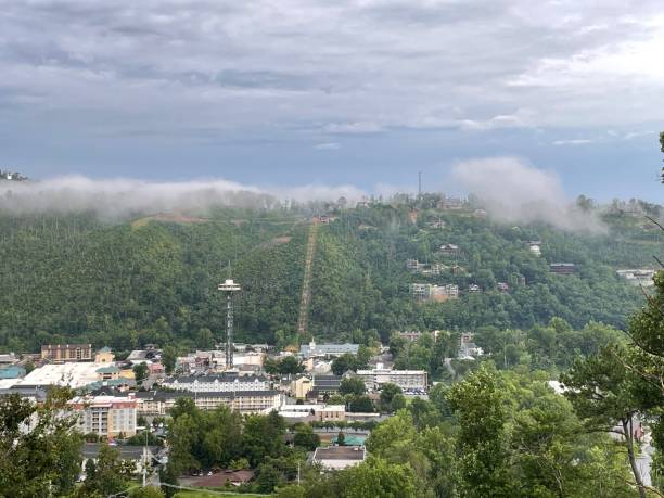 개틀린버그 tn 스카이라인 - gatlinburg tennessee city town 뉴스 사진 이미지