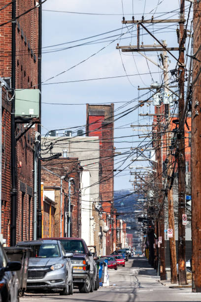 istock Alley in Strip District - Pittsburgh, PA 1335308836