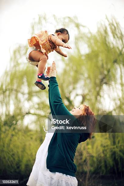 Foto de Tia E Sobrinha e mais fotos de stock de 12-17 meses - 12-17 meses, Adulto, Afro-americano