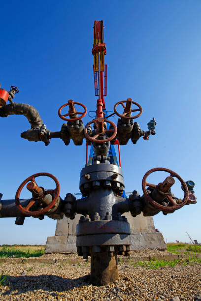 istock Oil pipes and valves 1335329894