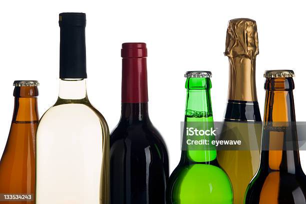 Алкогольные Напитки — стоковые фотографии и другие картинки Пиво - Пиво, Вино, Винная бутылка